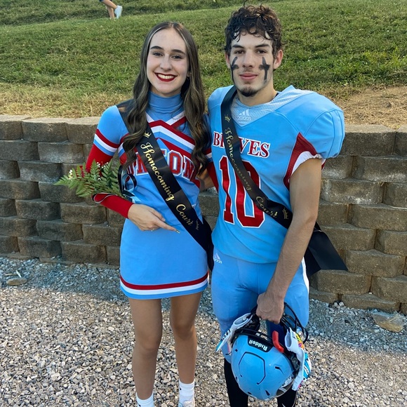 Meet your Posher, Riley - Picture 7 of 8